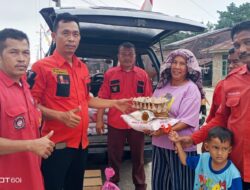 Pemuda Batak Bersatu PAC Seikepayang Bagikan Sembako Untuk Masyarakat Desa Perbangunan, Raih Semangat Kemerdekaan KE-81